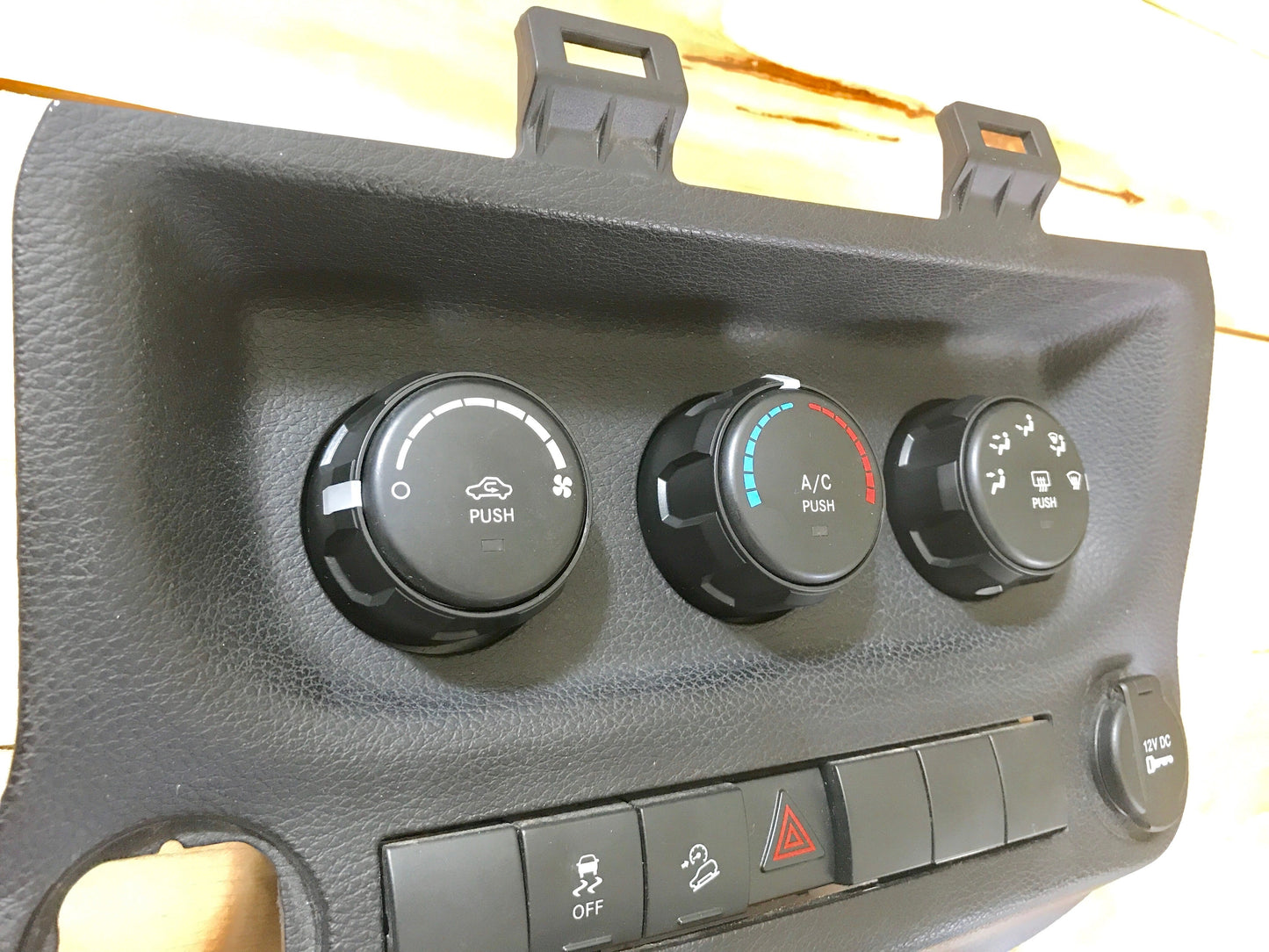 Climate Knobs (2011-2018 Wrangler JK) - BLUE
