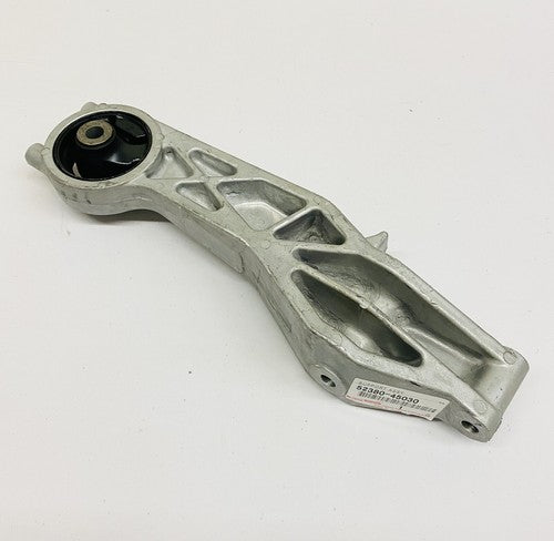 NEW GENUINE TOYOTA SIENNA 04-09 AWD REAR DIFFERENTIAL SUPPORT 52380-45030