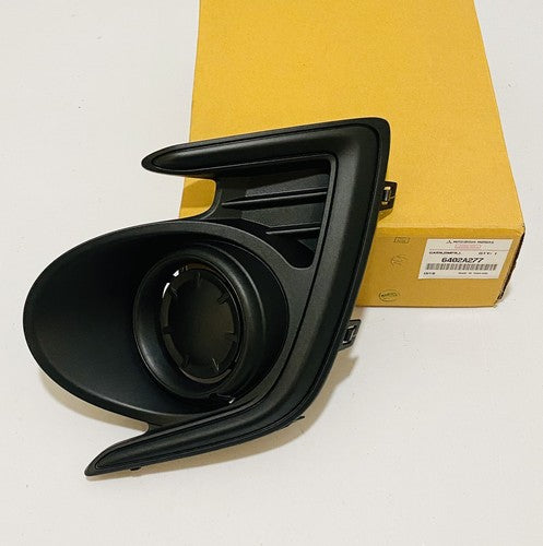 NEW GENUINE MITSUBISHI MIRAGE G4 FOG LIGHT COVER BUMPER TRIM GARNISH LH 6402A277