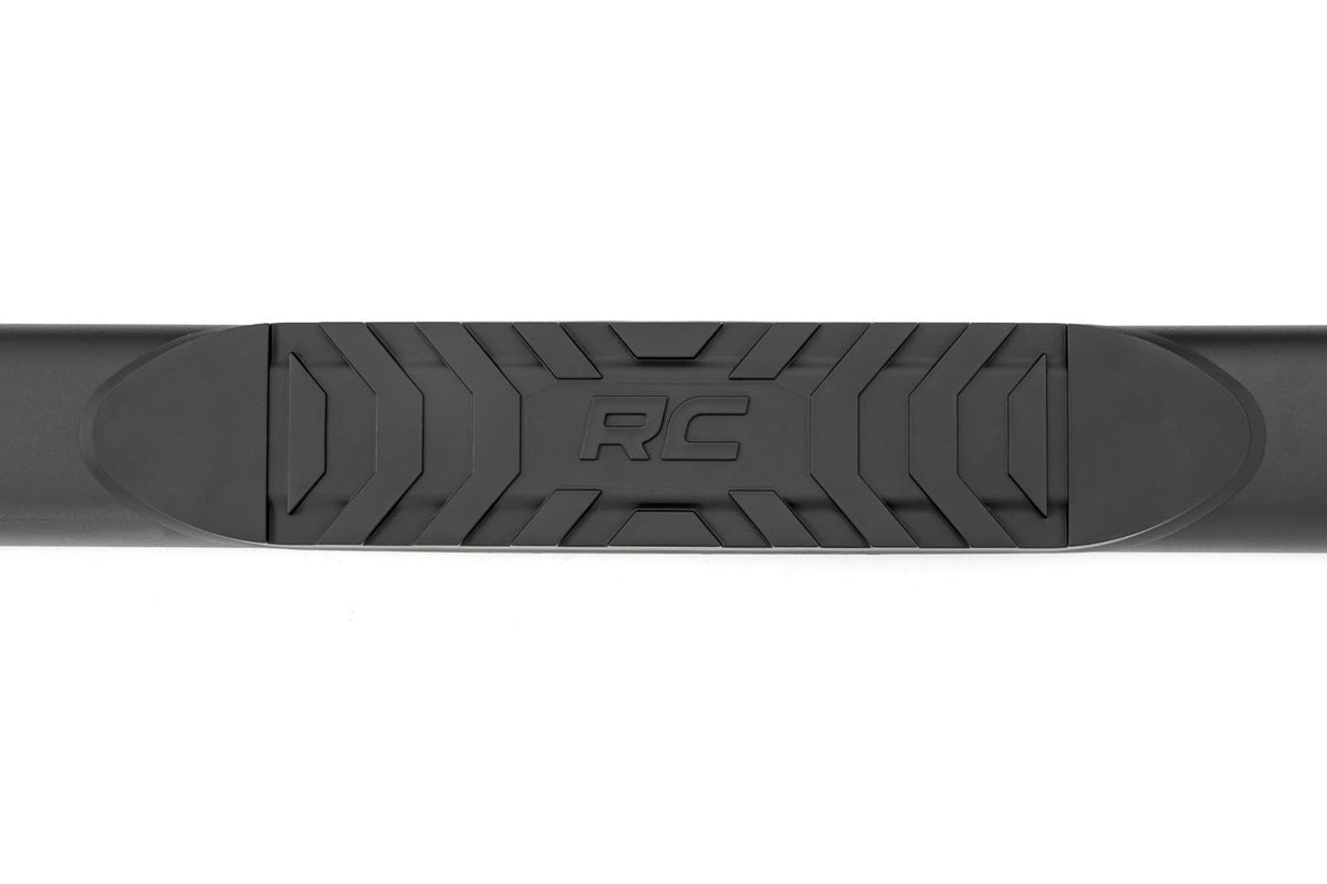Oval Nerf Step Crew Cab Black Ford Super Duty 2WD/4WD (99-16) Rough Country