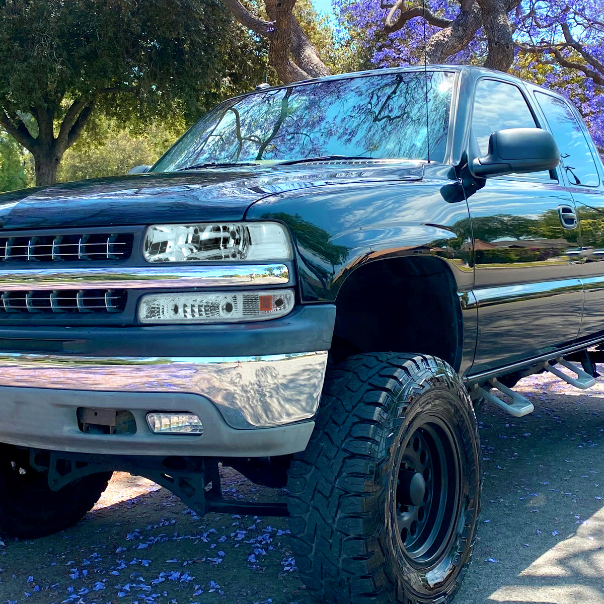 1999-2002 Chevrolet Silverado/ 2000-2006 Tahoe Suburban Bumper Lights (Chrome Housing/Clear Lens)