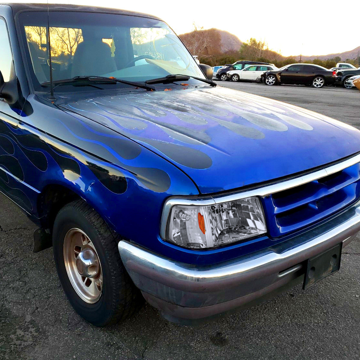 1993-1997 Ford Ranger Factory Style Headlights w/ Corner Signal Lights (Chrome Housing/Clear Lens)