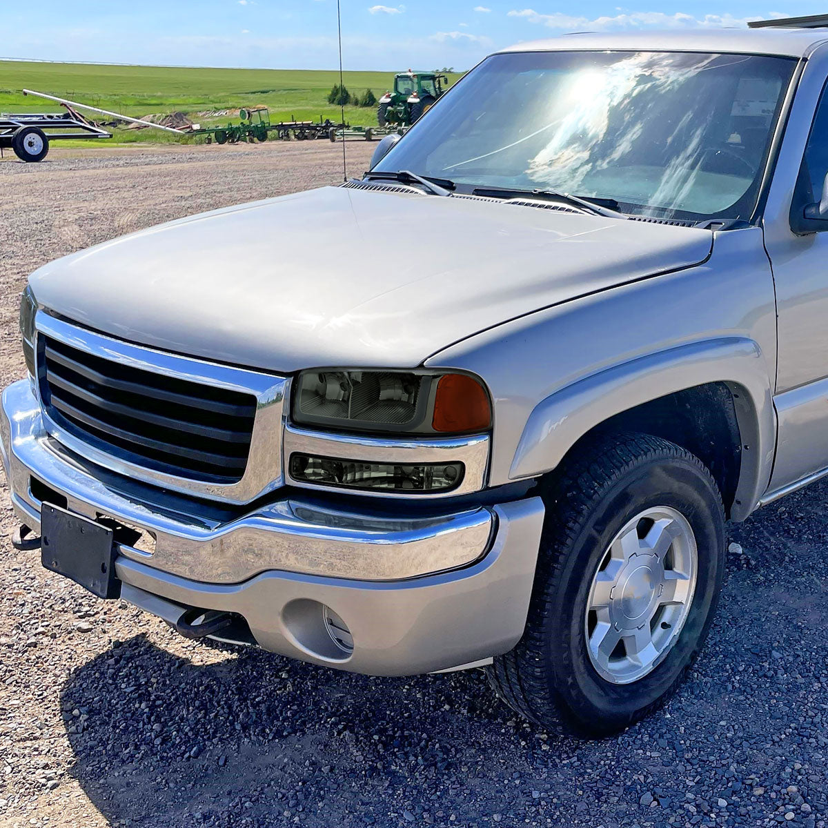 1999-2006 GMC Sierra/ 2000-2006 Yukon/Yukon XL LED Tube Factory Style Headlights (Chrome Housing/Smoked Lens)