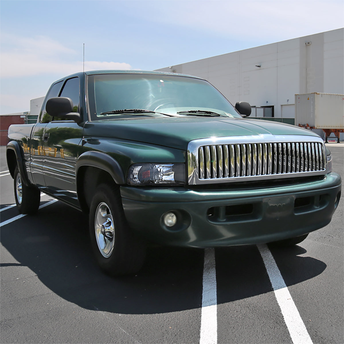 1994-2001 Dodge RAM 1500/ 1994-2002 Dodge RAM 2500 3500 Crystal Headlights (Matte Black Housing/Clear Lens)