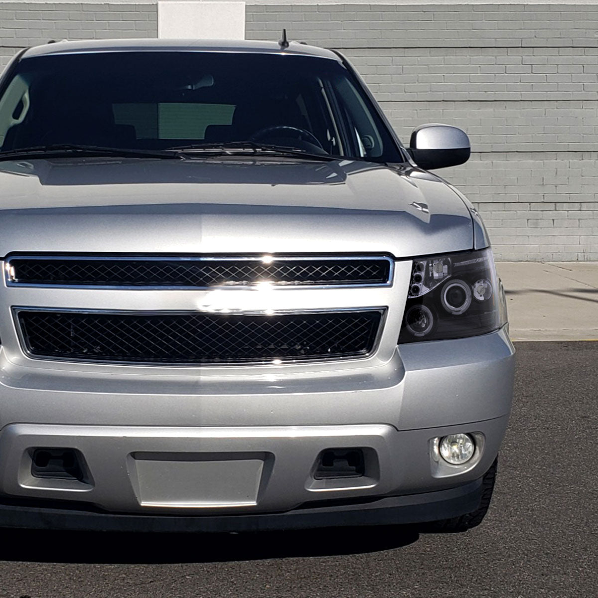 2007-2013 Chevrolet Avalanche/ 2007-2014 Tahoe Suburban Dual Halo Projector Headlights (Glossy Black Housing/Smoked Lens)