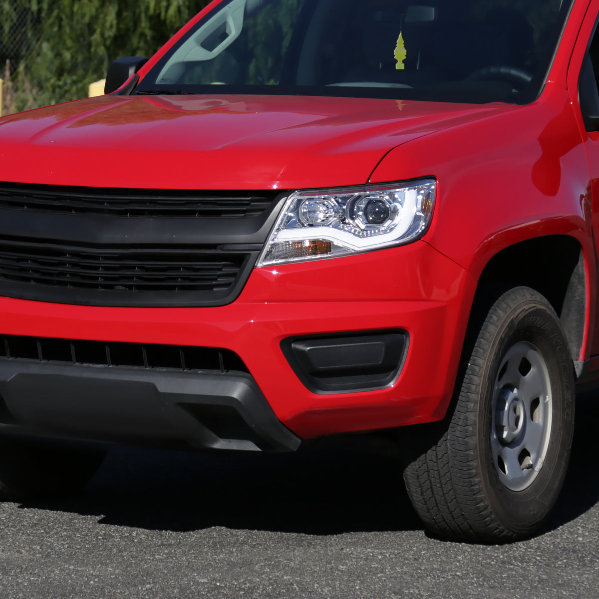 2015-2022 Chevrolet Colorado LED Bar Projector Headlights (Chrome Housing/Clear Lens)