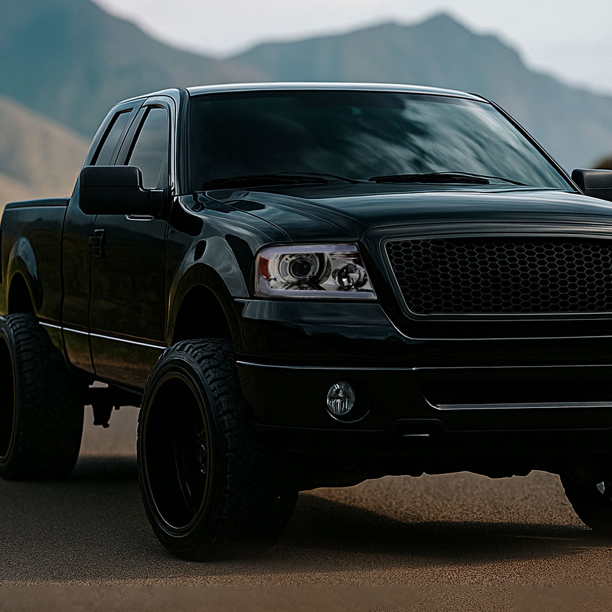 2004-2008 Ford F-150/ 2006-2008 Lincoln Mark LT Projector Style Headlights w/ LED Bar (Chrome Housing/Clear Lens)