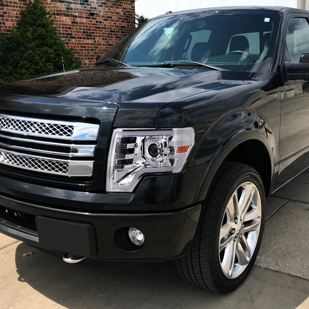 2009-2014 Ford F-150 Switchback Sequential LED Turn Signal Projector Headlights (Chrome Housing/Clear Lens)