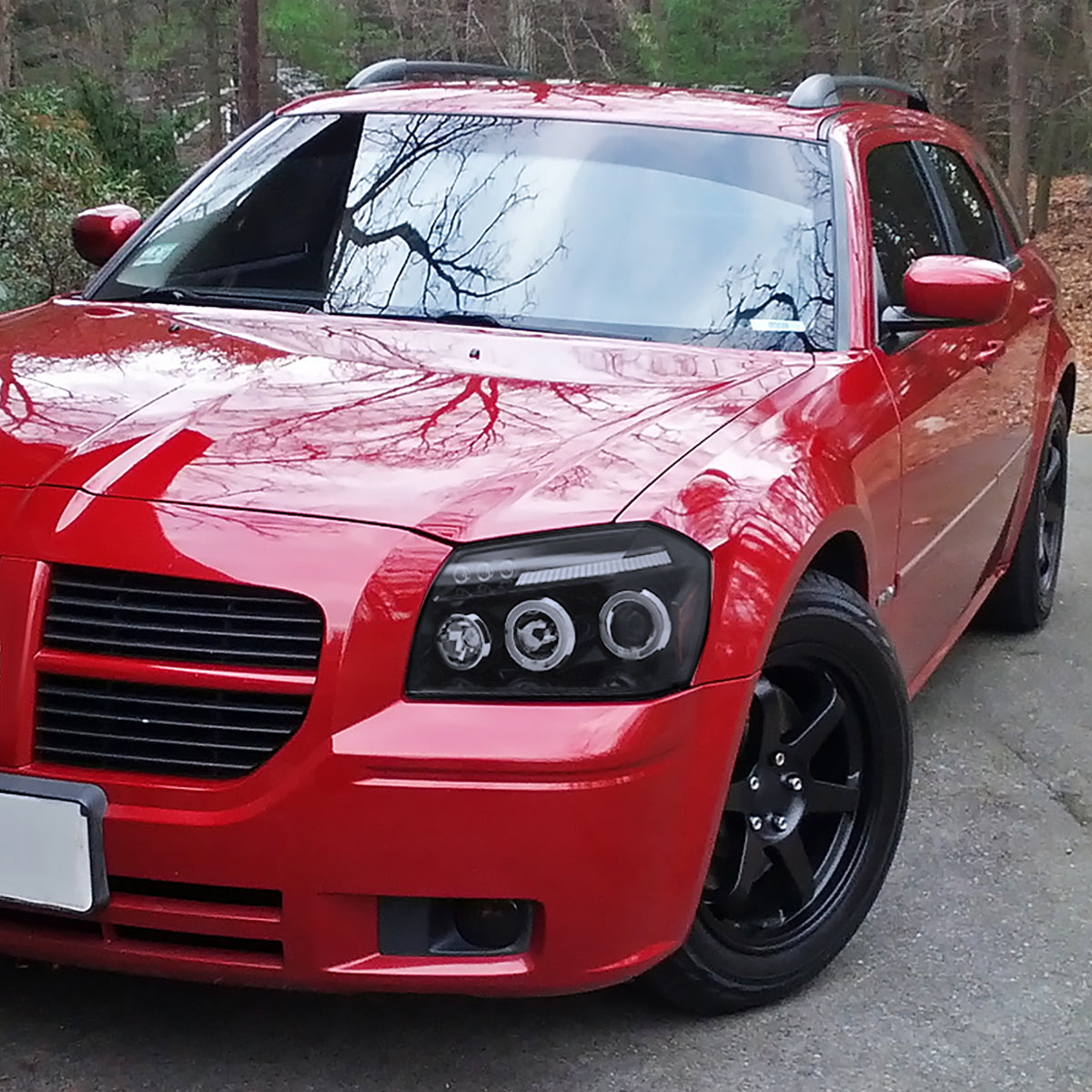 2005-2007 Dodge Magnum Dual Halo Projector Headlights (Glossy Black Housing/Smoked Lens)