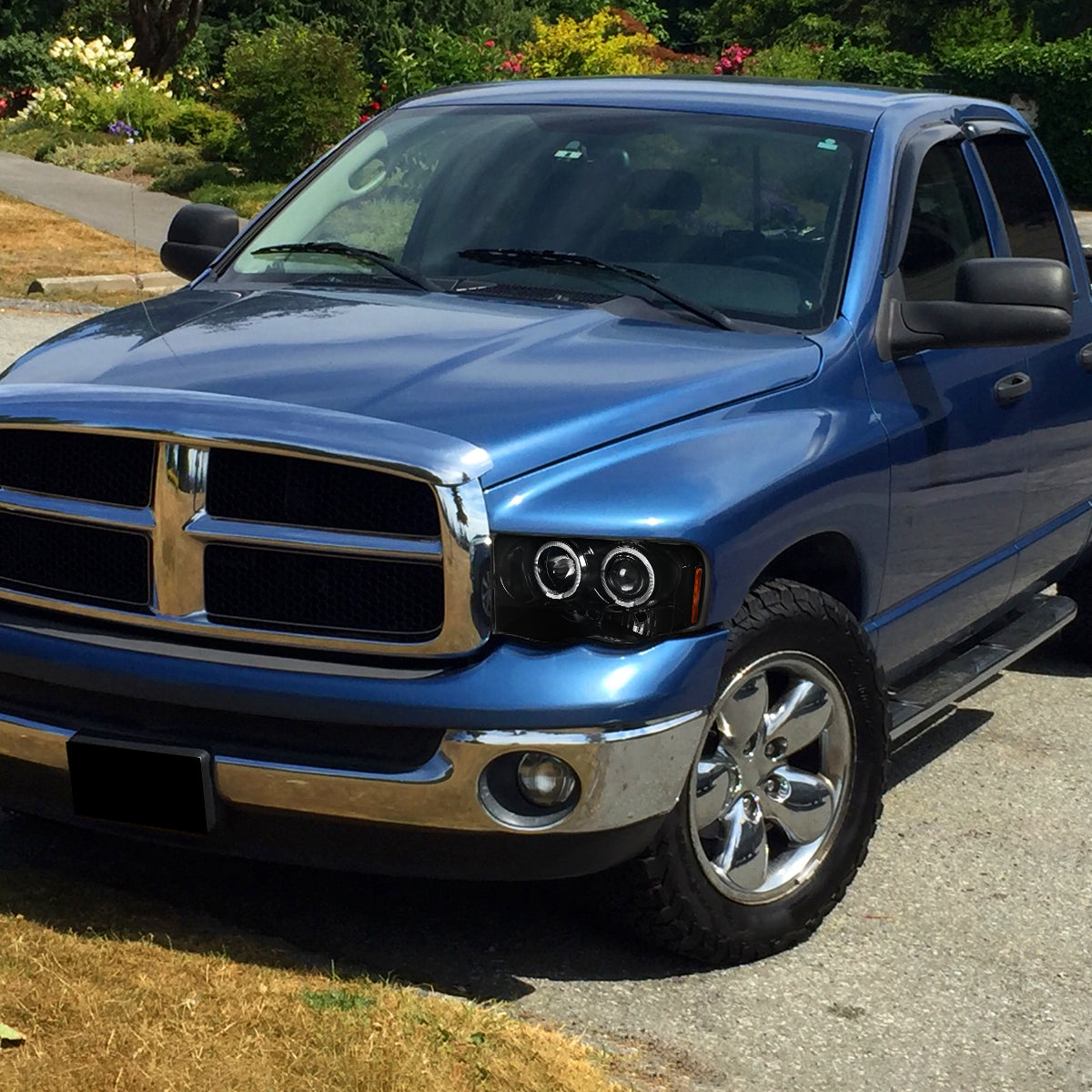 2002-2005 Dodge RAM 1500/ 2003-2005 RAM 2500 3500 Dual Halo Projector Headlights (Jet Black Housing/Clear Lens)