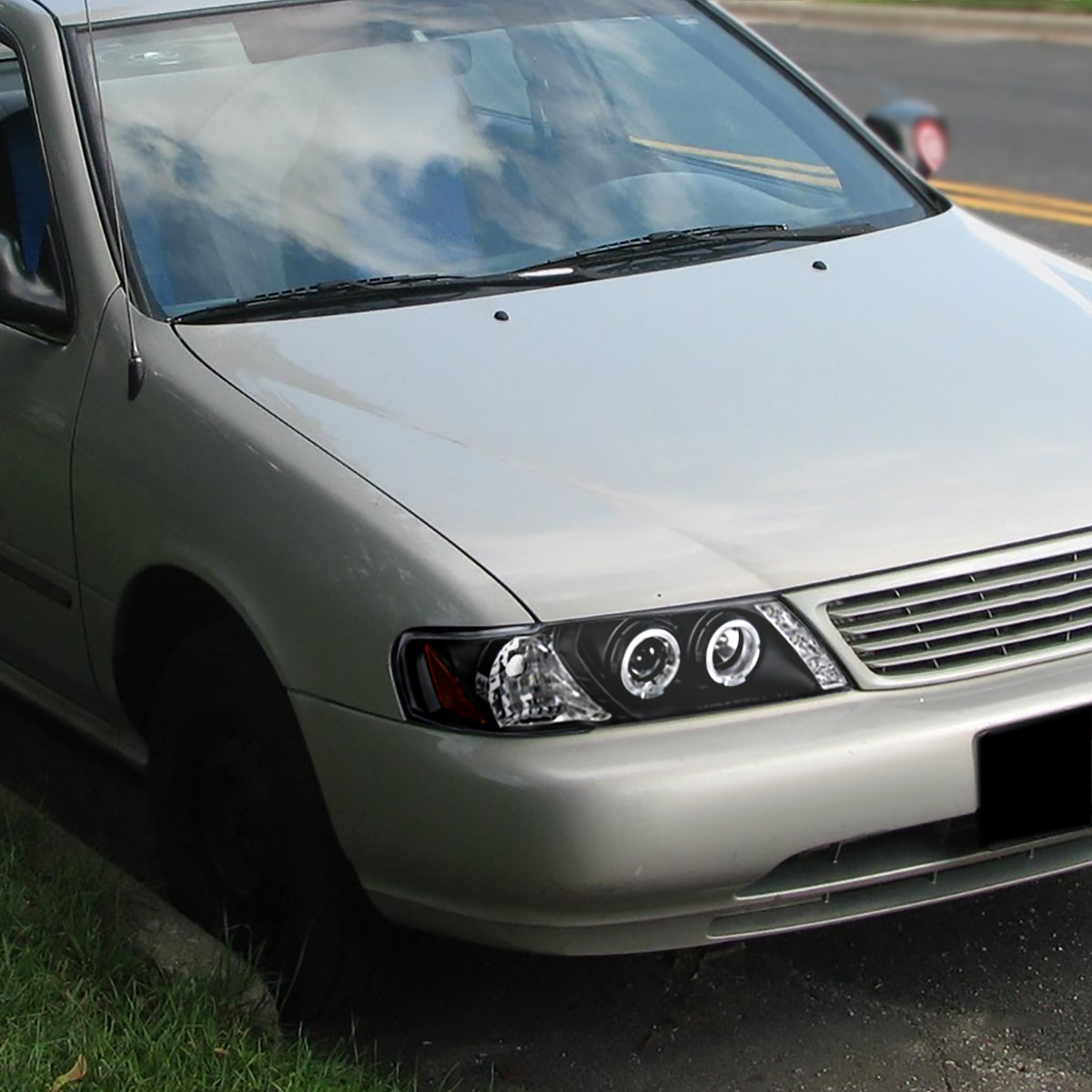 1995-1999 Nissan Sentra/200SX Dual Halo Projector Headlights (Matte Black Housing/Clear Lens)