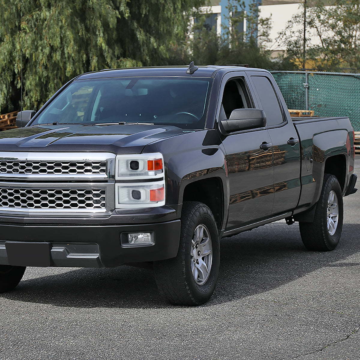2014-2015 Chevrolet Silverado 1500 Switchback Sequential LED Bar Projector Headlights (White Housing/Clear Lens/Black Trim)