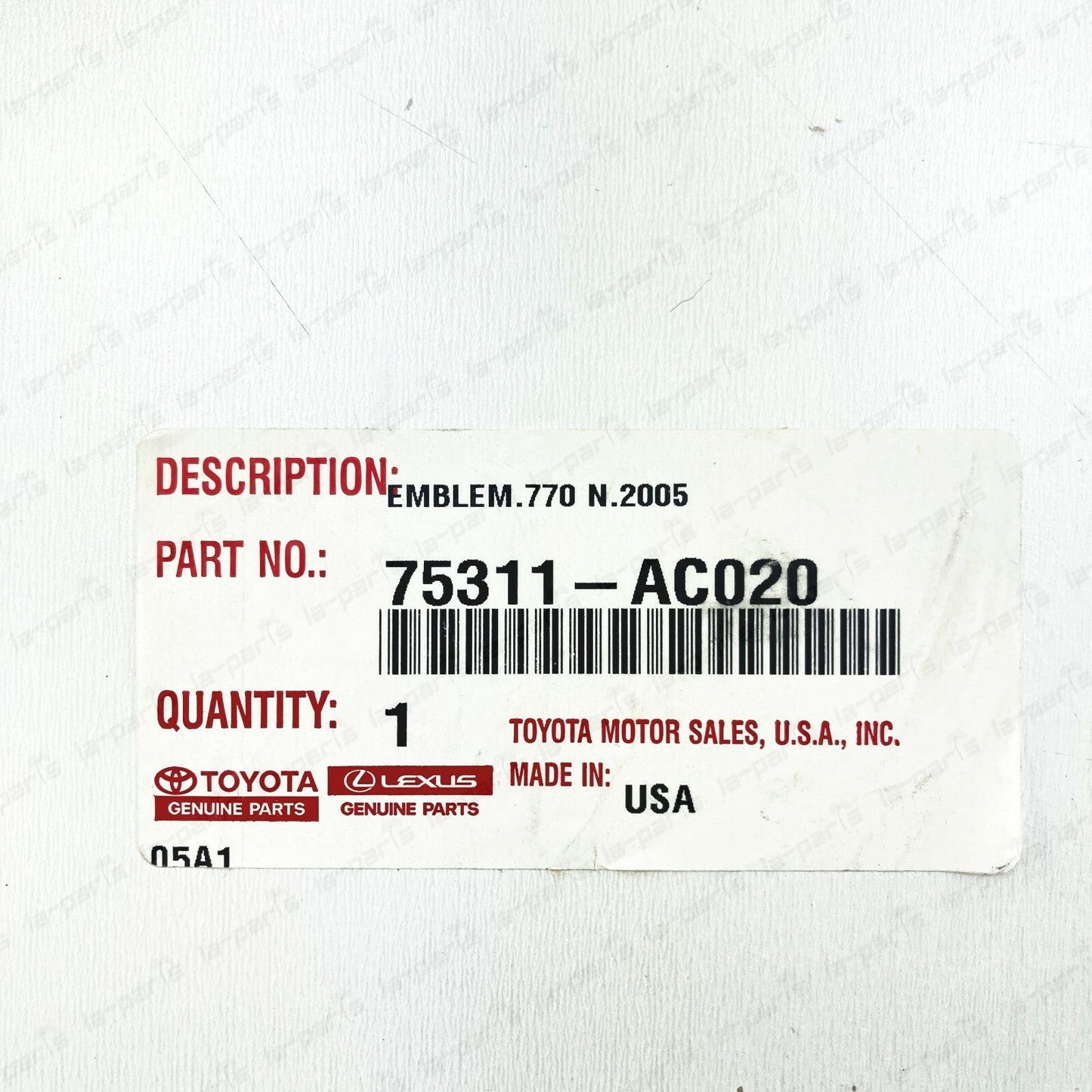 NEW GENUINE TOYOTA 2005 2006 2007 AVALON FRONT GRILLE EMBLEM 75311-AC020
