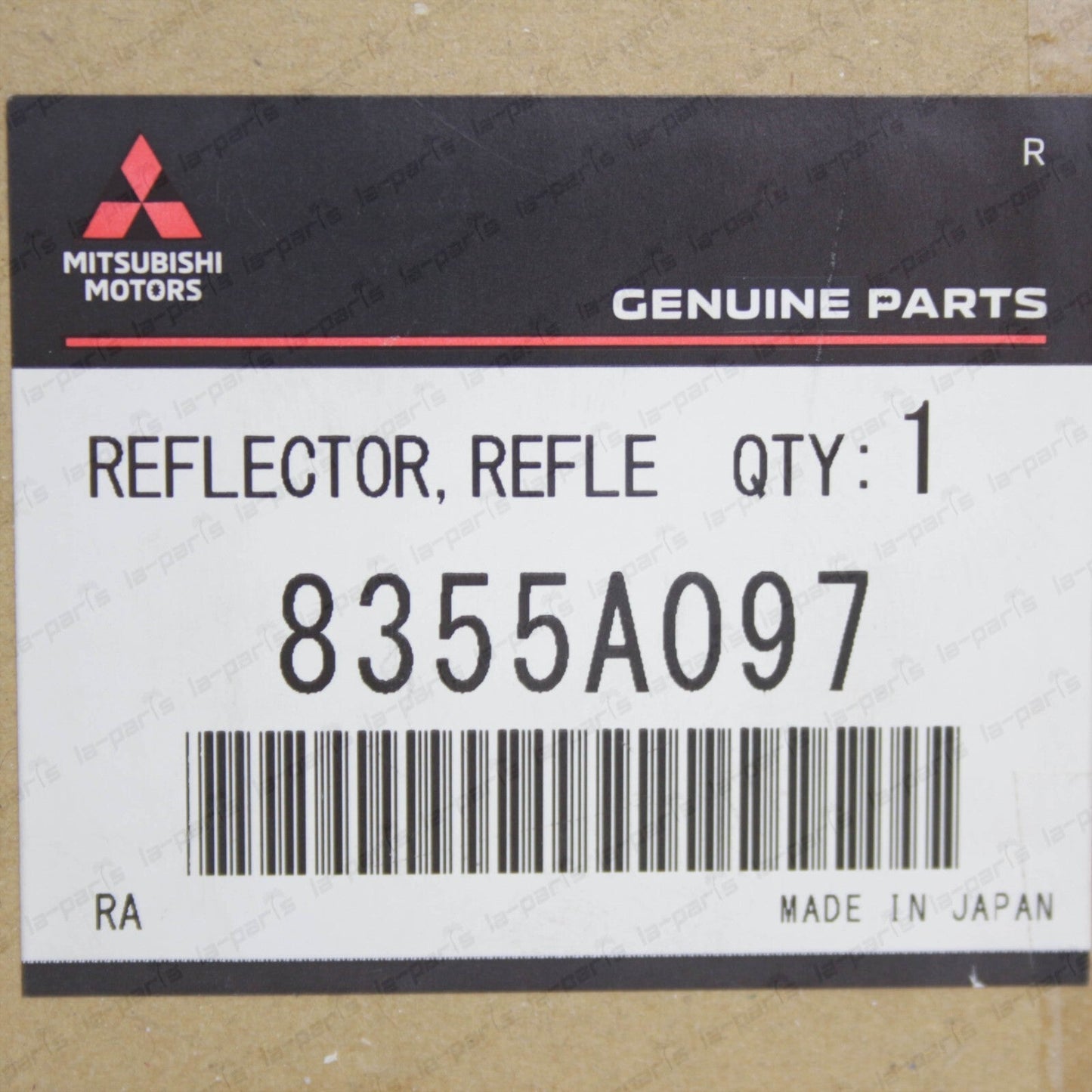 GENUINE MITSUBISHI 2018 OUTLANDER REAR LEFT SPORT-BUMPER TRIM-REFLECTOR 8355A097
