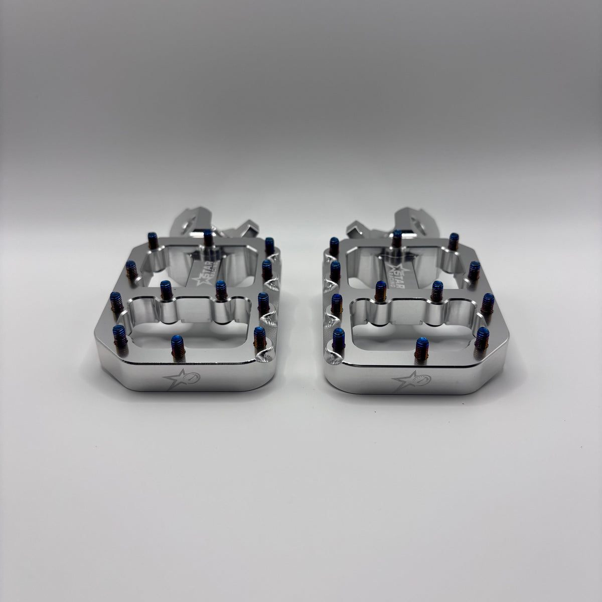 Ultra bee titanium pegs
