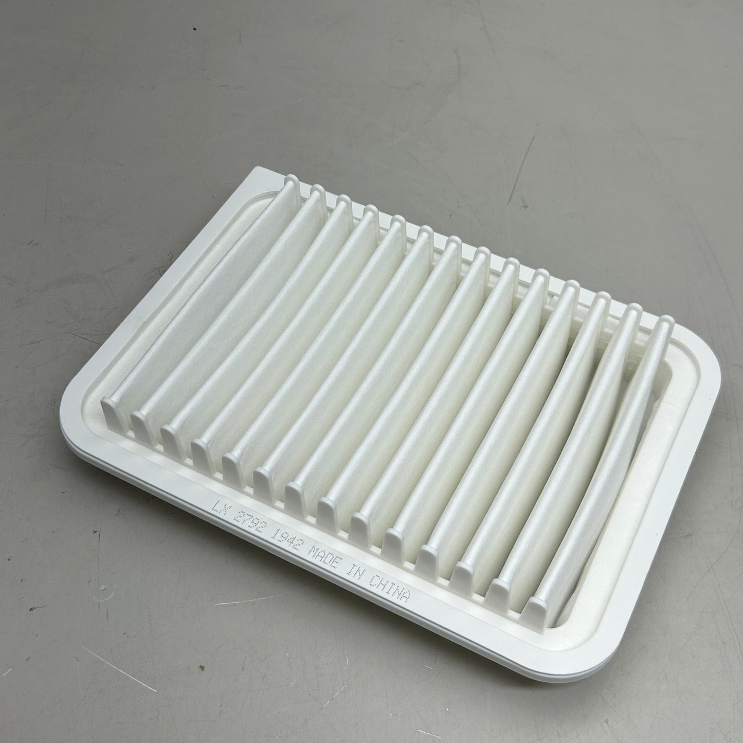 MAHLE Air Filter Replacement Part For Toyota LX2792