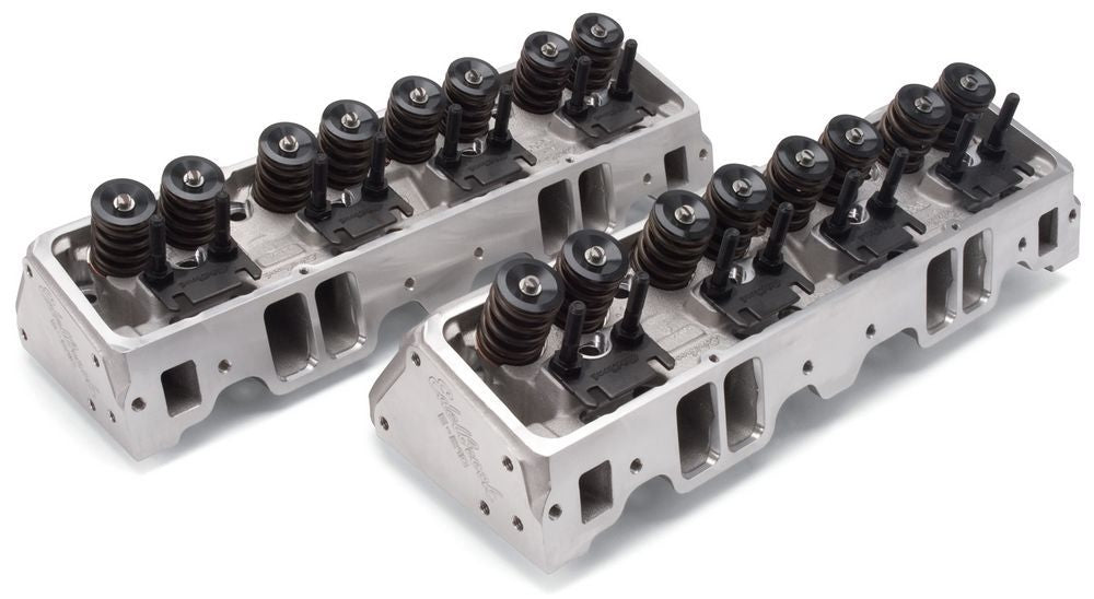 CYLINDER HEADS PAIR SBC