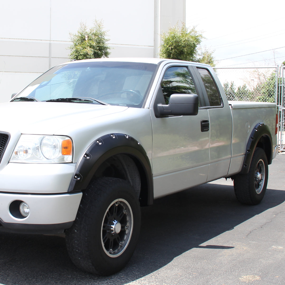 2004-2008 Ford F-150/ 2007-2008 Lincoln Mark LT Styleside Smooth Rivet Style Fender Flares