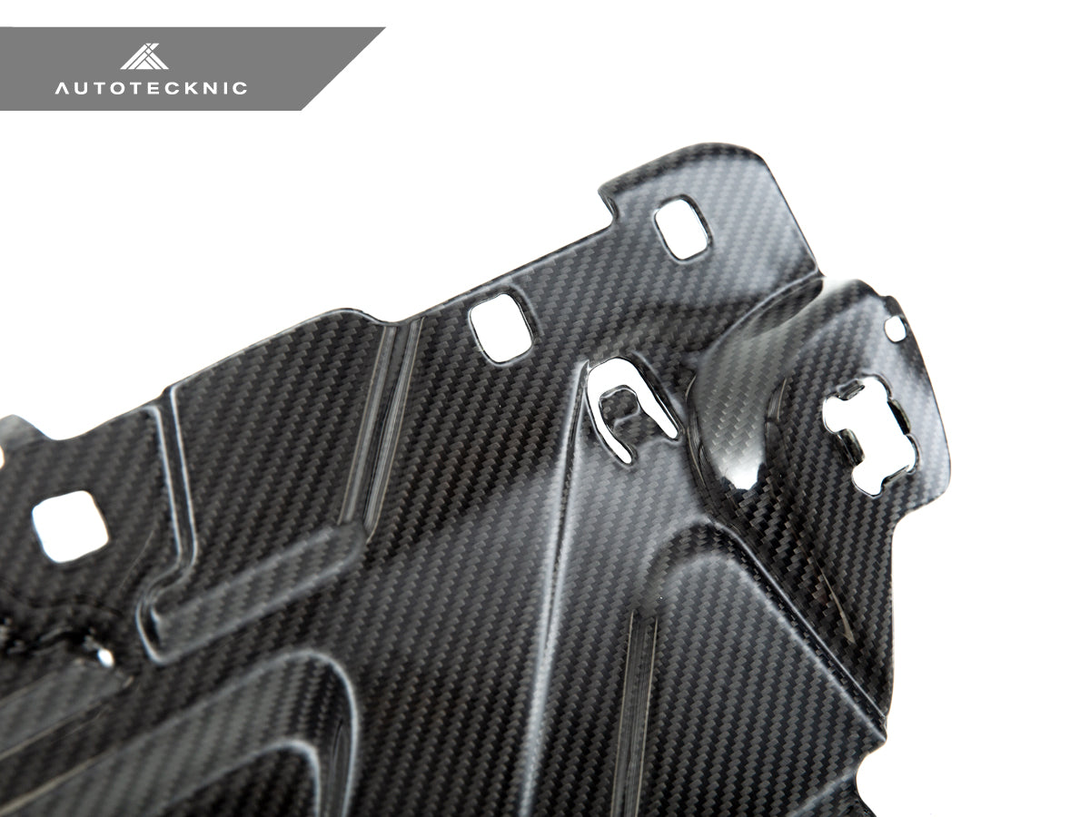 AutoTecknic Dry Carbon Fiber Cooling Shroud - BMW G20 3-Series