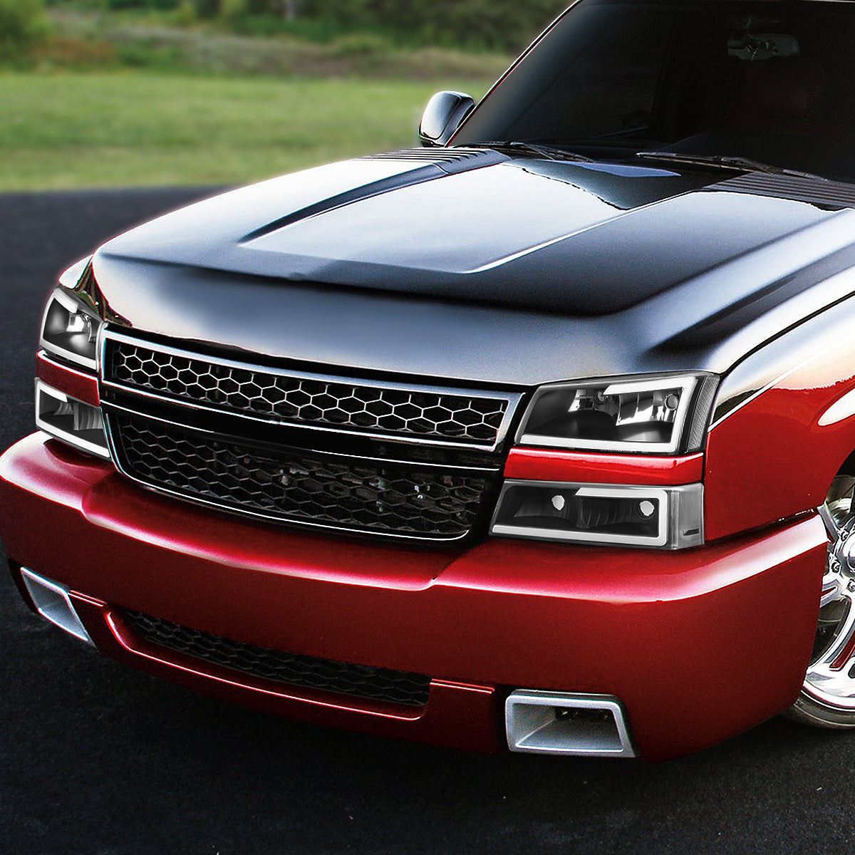 03-07 Chevy Silverado Avalanche Headlight Bumper Lamps Black/Clear