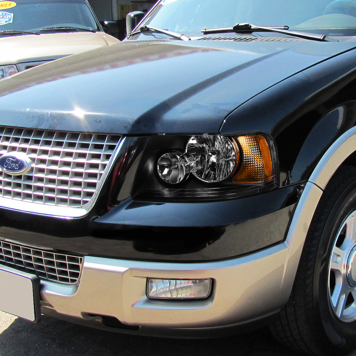 03-06 FORD EXPEDITION BLACK HOUSING AMBER CORNER HEADLIGHT REPLACEMENT LAMP