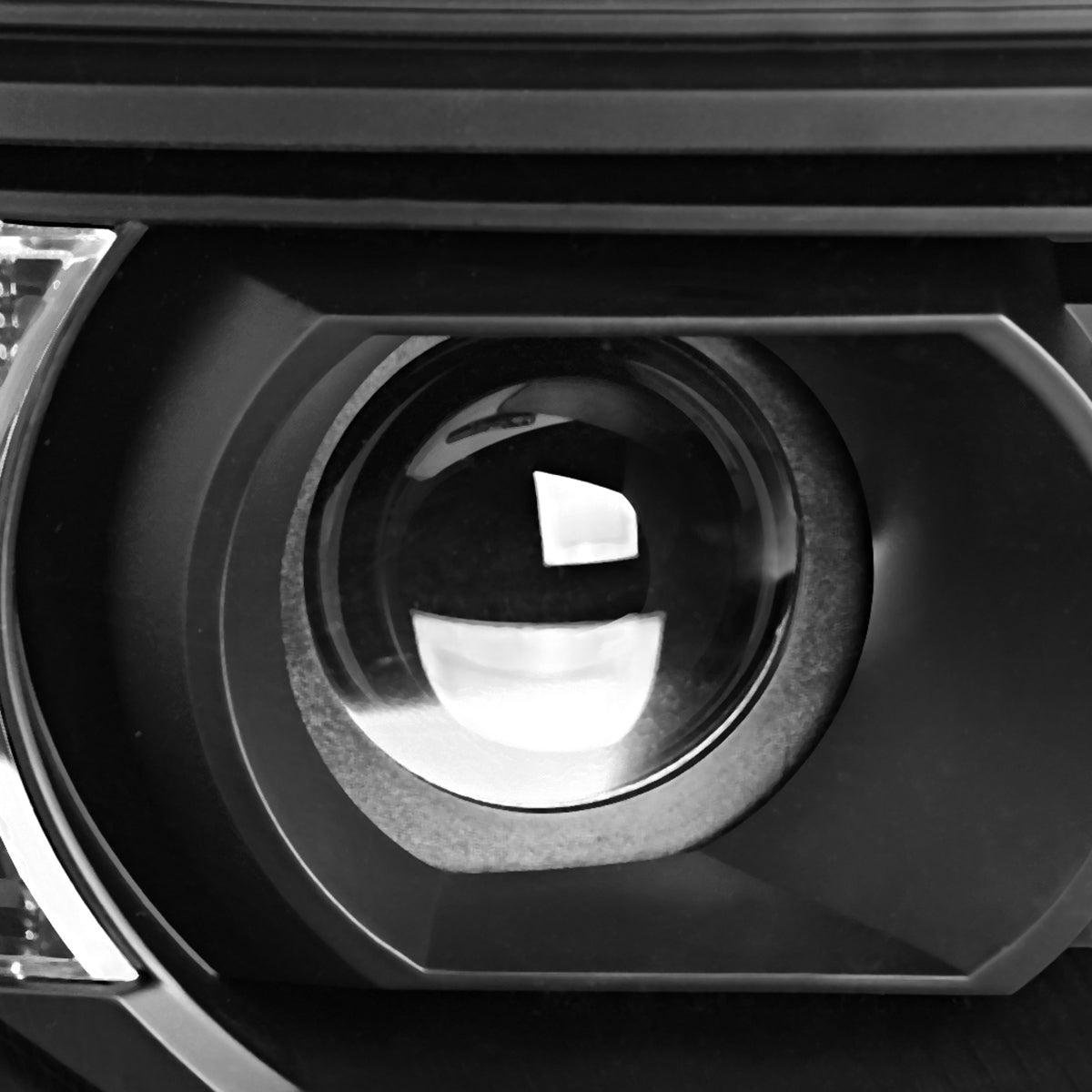 14-18 GMC SIERRA BLACK HOUSING CLEAR CORNER PROJECTOR HEADLIGHT HEAD LAMPS