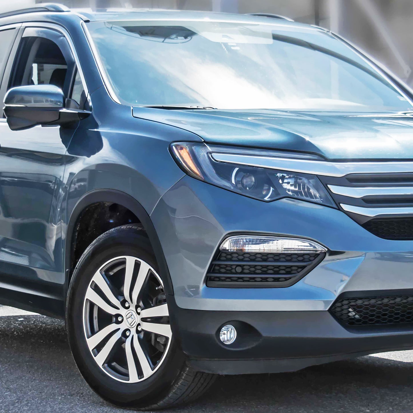 2016-2018 Honda Pilot H11 Fog Lights Kit (Chrome Housing/Clear Lens)