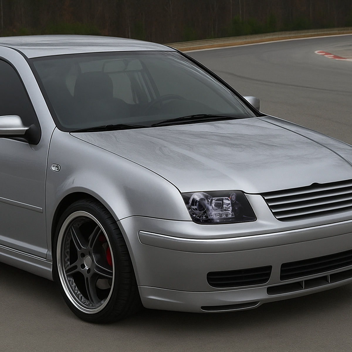 1999-2004 Volkswagen Jetta/Bora Projector Headlights w/ R8 Style LED Light Strip (Glossy Black Housing/Smoked Lens)