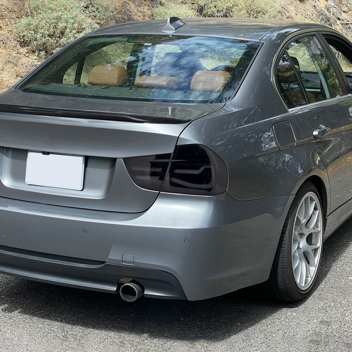 2009-2011 BMW E90 3-Series 4Dr Sedan LED Tail Light (Glossy Black Housing/Clear Lens)