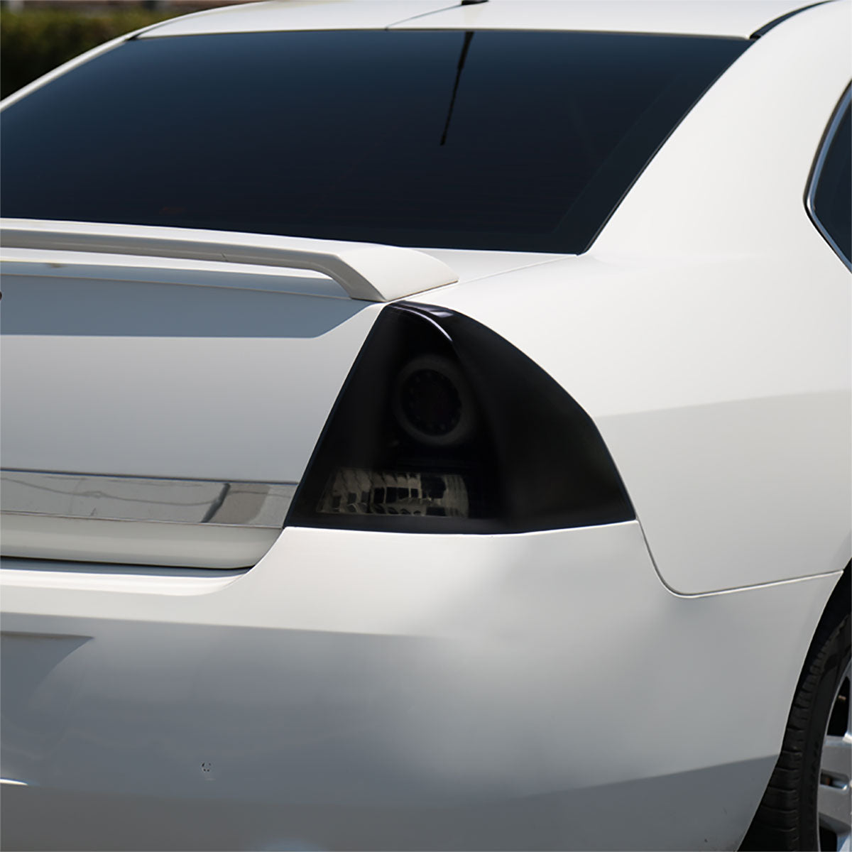 2006-2013 Chevrolet Impala/ 2014-2016 Impala Limited LED Tail Lights (Glossy Black Housing/Smoked Lens)