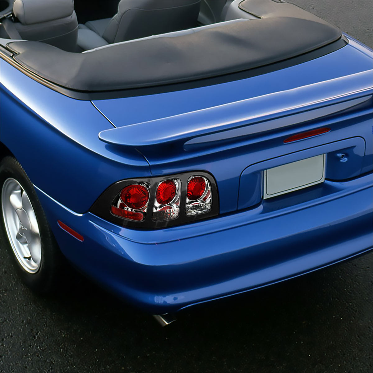 1994-1998 Ford Mustang Tail Lights (Chrome Housing/Clear Lens)