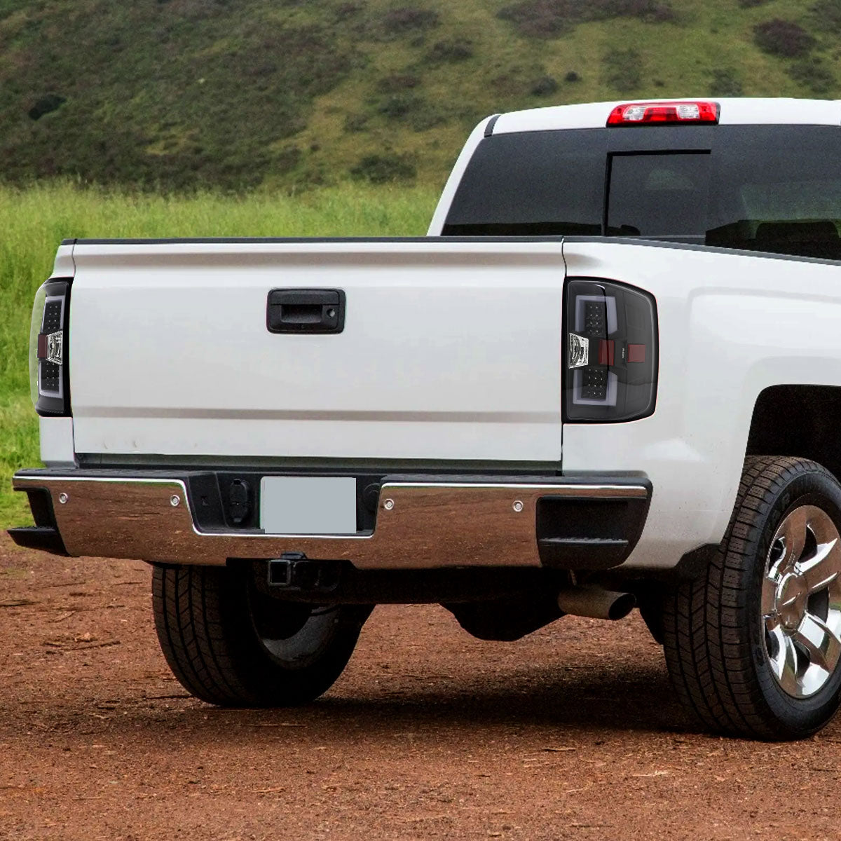 2014-2017 Chevrolet Silverado/ GMC Sierra 3500HD V2 LED Tail Lights (Chrome Housing/Clear Lens)