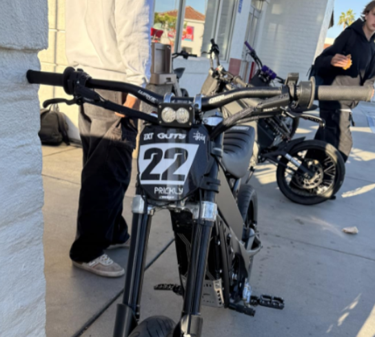 E-Moto Handle Bars + Grips