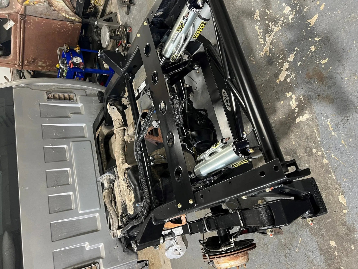 2007-2018 Chevy / GMC - 1500 - Rear Cantilever Suspension System