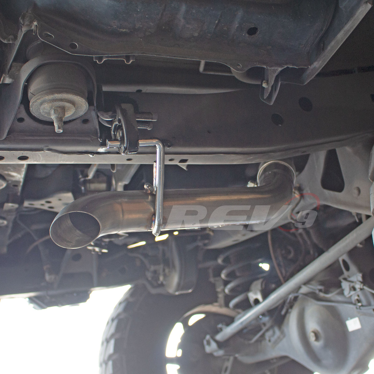 REV9 FlowMAXX Stainless Steel Cat-Back Exhaust for Lexus GX470 (UZJ120) 2003-2009 – 2.5-Inch