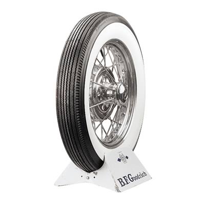 TIRE 240/450-21