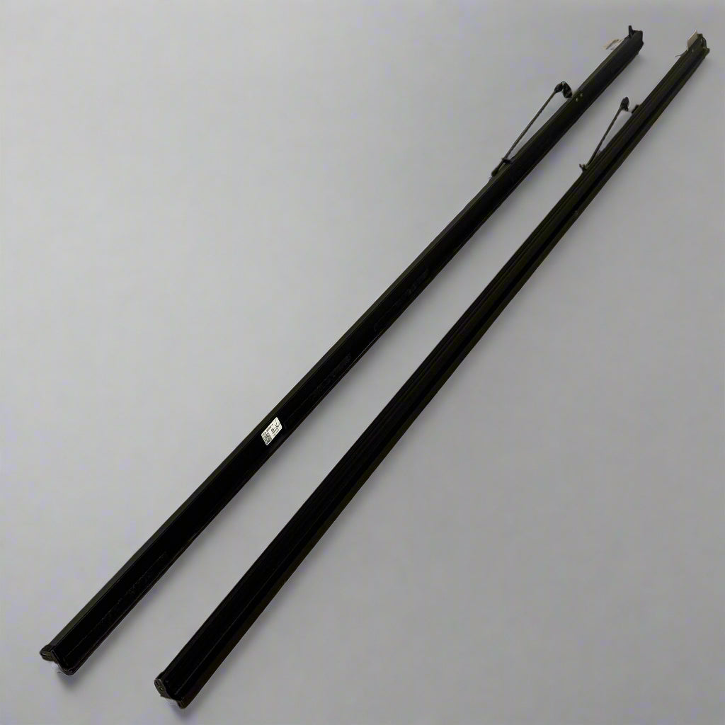 FORD Super Duty 8' Rails Only Black VPC3Z-99501A42-H-69