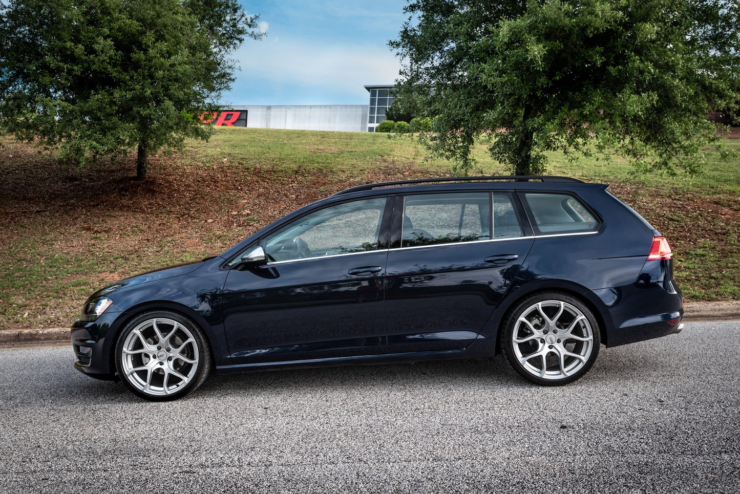 APR A01 Flow Formed Wheels (19x8.5) (Hyper Silver) (1 Wheel)