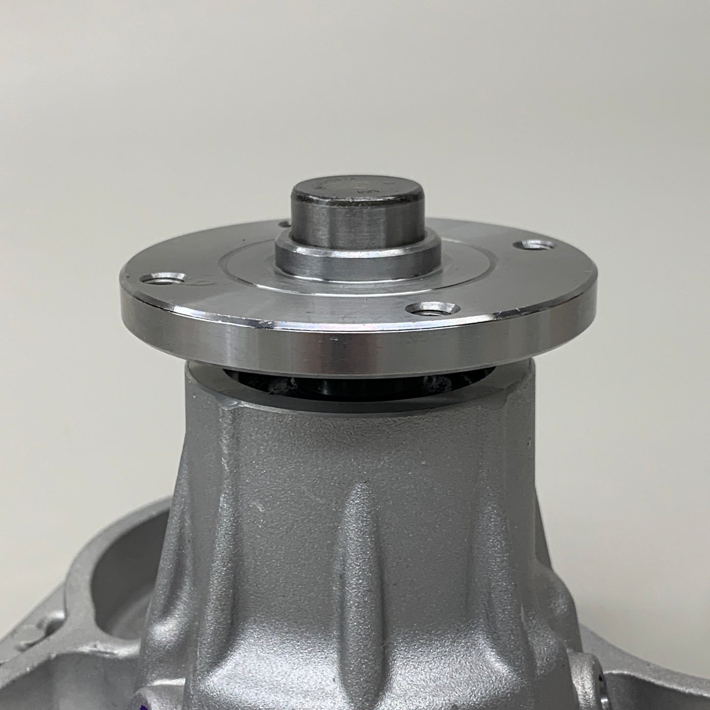 GMB Engine Water Pump for Mazda Vehicles 183563 145-1480