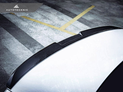 AutoTecknic Dry Carbon Corsa Trunk Spoiler - BMW G90 M5