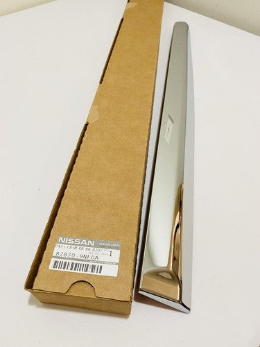 New Genuine Nissan Infiniti JX35 QX60 Moulding Rear RH Door 82870-9NF0A