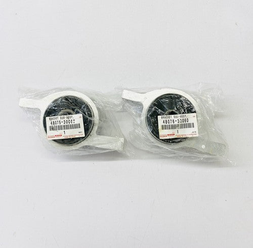 GENUINE LEXUS 2013-2016 GS350 GS450h FRONT LOWER CONTROL ARM BUSHINGS LH+RH