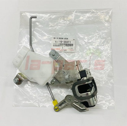 69110-35071 NEW GENUINE TOYOTA 07-14 FJ CRUISER REAR BACK DOOR LOCK ACTUATOR OEM