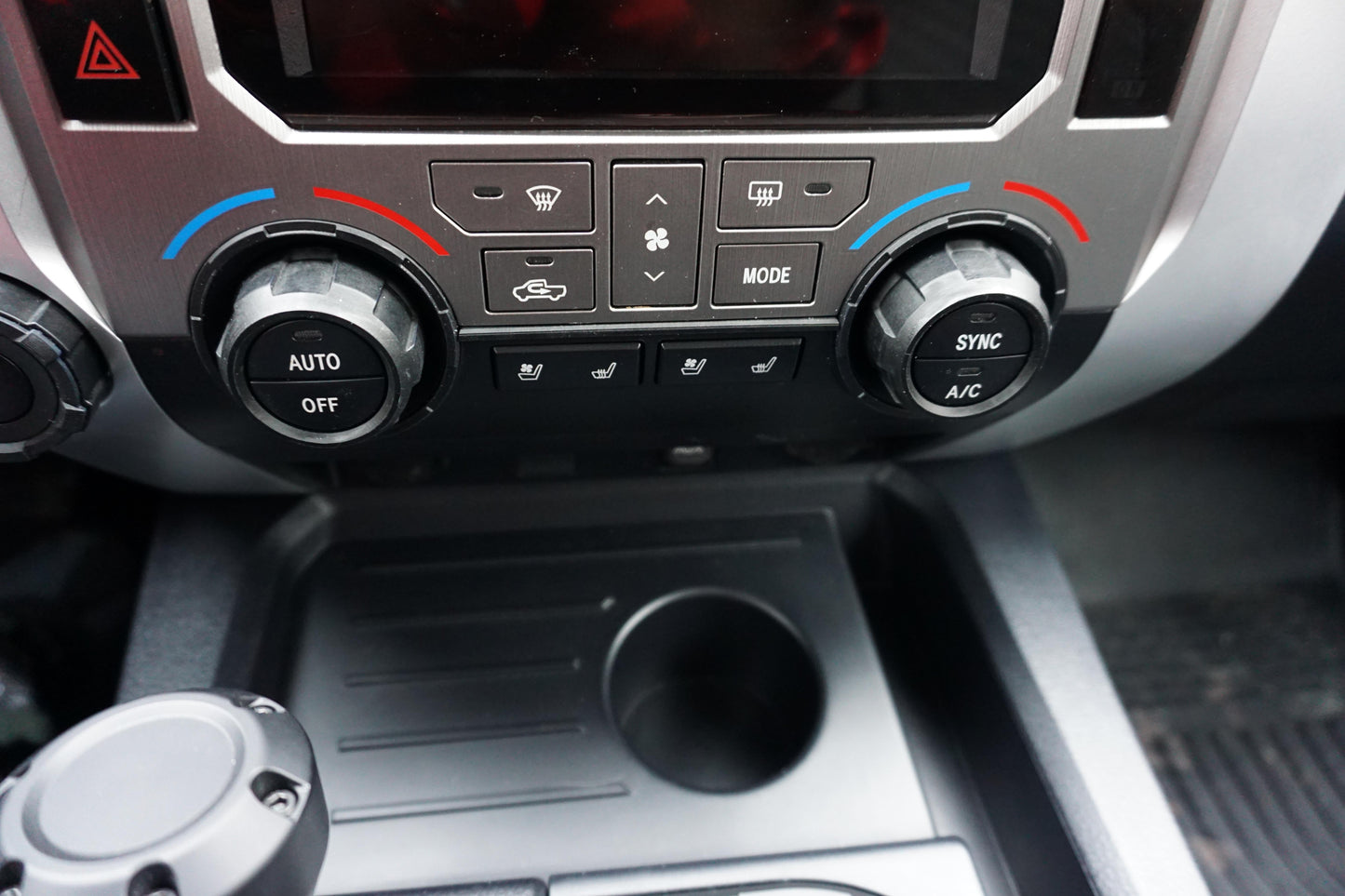 Climate Knobs (2014-2021 Tundra Dual Zone) - 2 PACK - BLACK