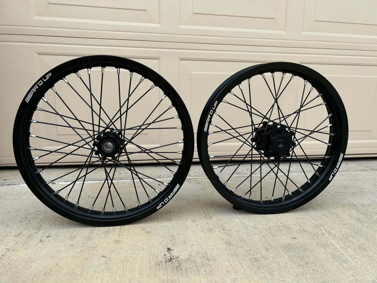 CUSTOM E-MOTO WHEEL BUILDER- Surron/ Talaria/ E-Ride Pro