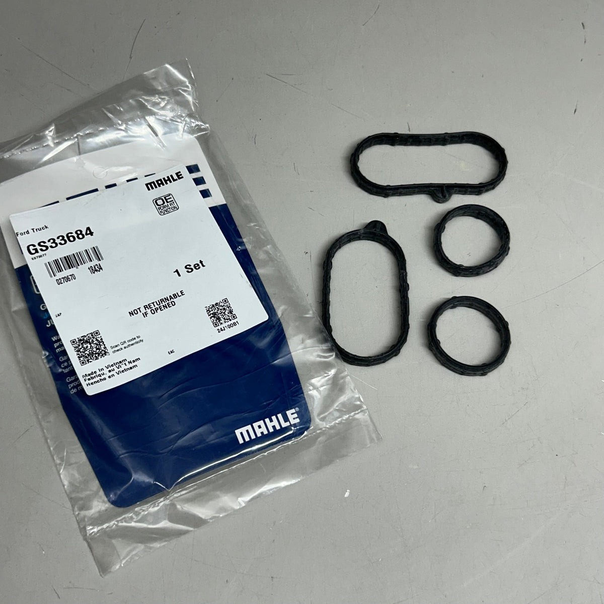 MAHLE Engine Oil Cooler Replacement Mounting Kit  For Ford GS33684