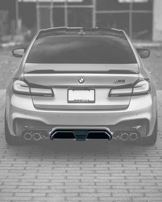 BMW 5 Series F90 M5 CS Style Carbon Fiber Rear Diffuser (2020+)