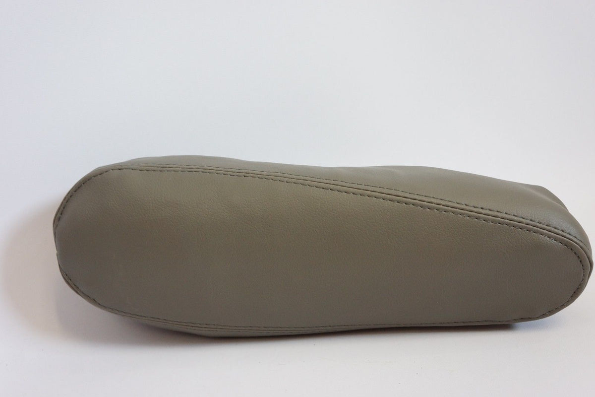 2003 To 2006 Chevy Tahoe Suburban & GMC Yukon Passenger Armrest Cover Gray # 922