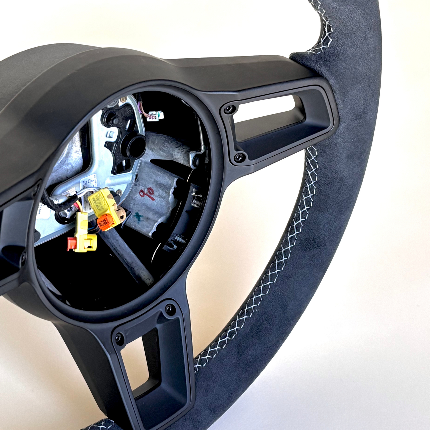 Manual Porsche 991.2 Steering Wheel in Red