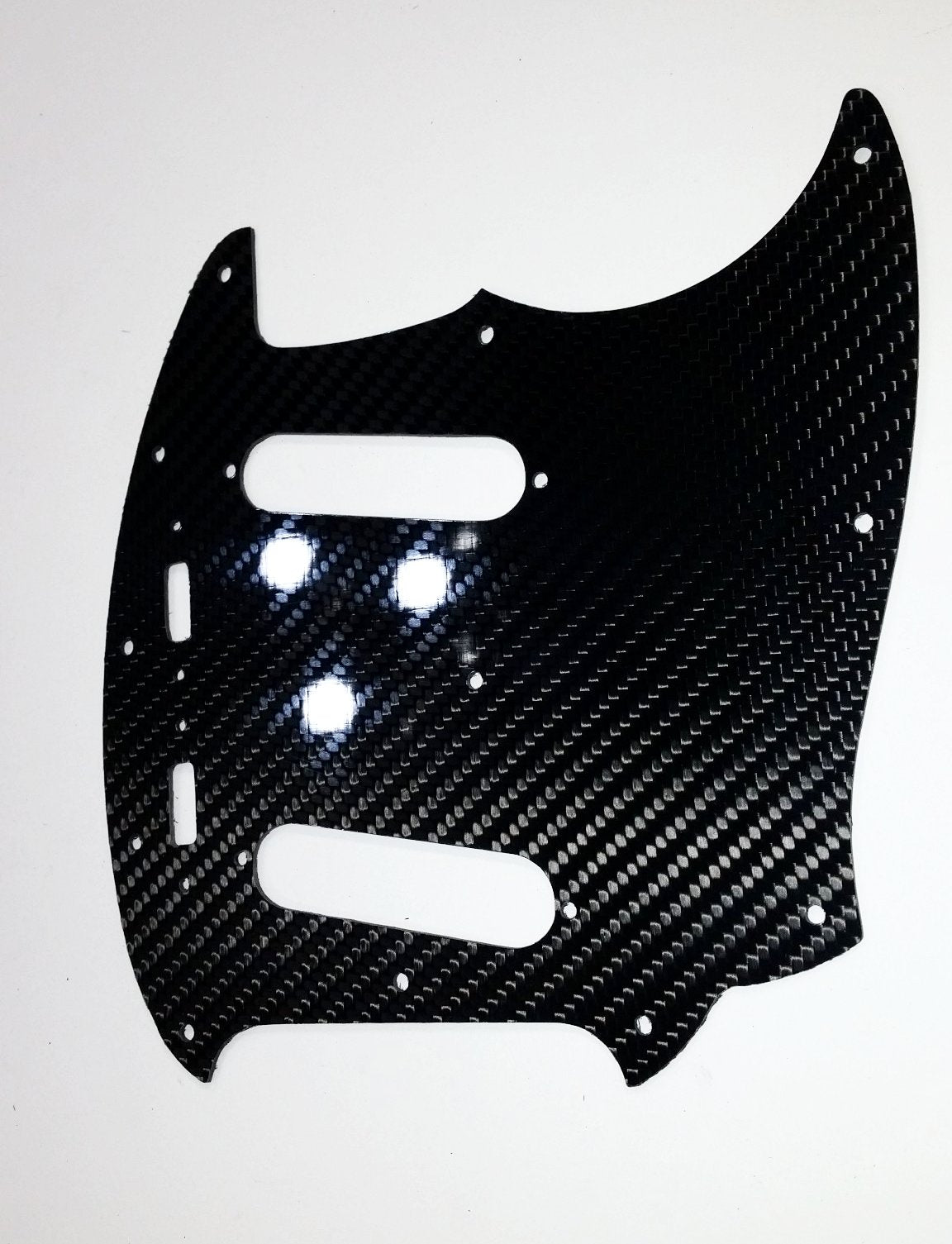 Fender Mustang Classic Series styled Real CARBON FIBER Glossy Guitar Pickguard